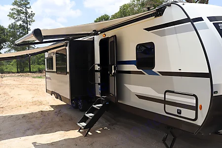 2022-Venture-RV-Sporttrek