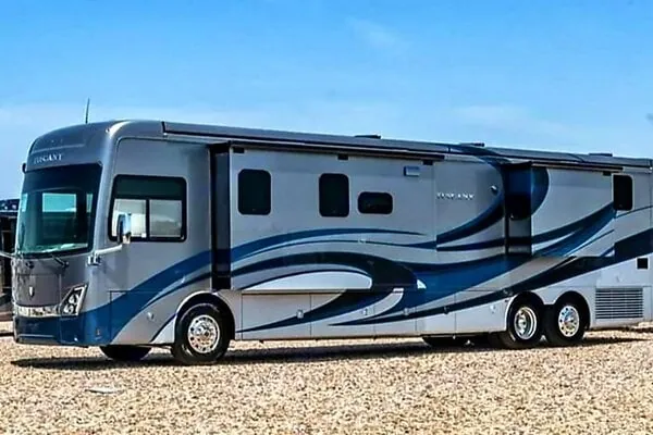 2023-thor-motor-coach-tuscany_1