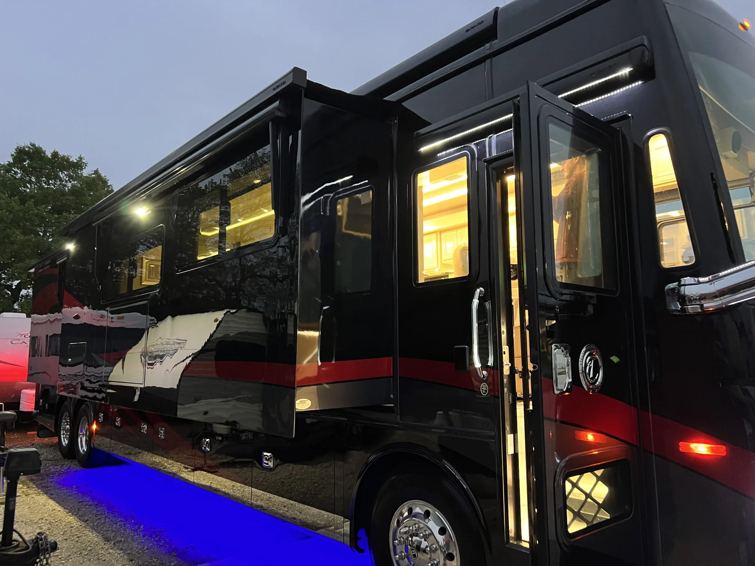 rv-rental-unit-4