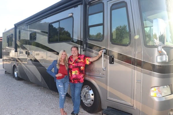 ashlee_rv_owners