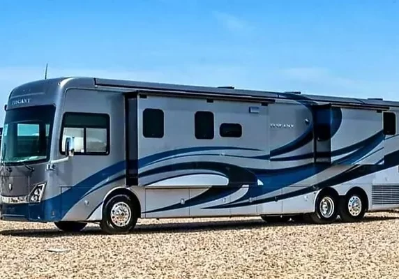 2023-thor-motor-coach-tuscany_1